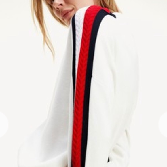 NWT RELAXED FIT MOCKNECK SWEATER - Picture 3 of 16